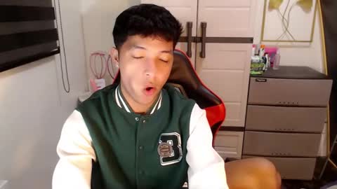 Ethan online show from 04/10/26, 03:06