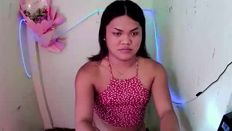 urhottie_bella online show from 10/17/25, 07:00