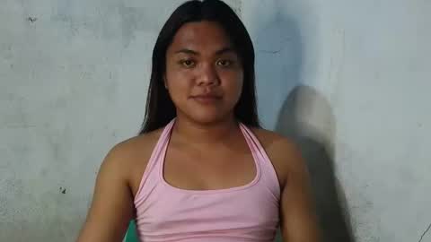 Snapshot of urhottie_bella chatting on 02/01/26, 12:37 urhottie_bella online show from 02/01/26, 12:37