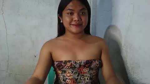 Snapshot of urhottie_bella chatting on 02/09/26, 12:20 urhottie_bella online show from 02/09/26, 12:20