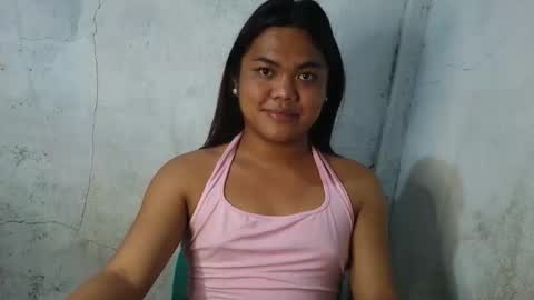 Snapshot of urhottie_bella chatting on 02/14/26, 03:14 urhottie_bella online show from 02/14/26, 03:14