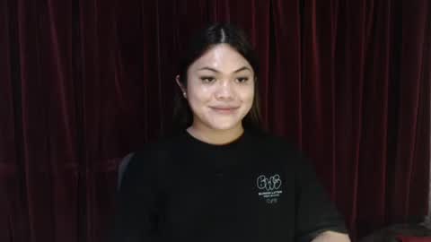 urhottie_bella online show from 03/26/26, 12:17