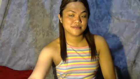 urhottie_bella online show from 05/12/26, 12:24