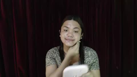 urhottie_bella online show from 05/19/26, 12:16
