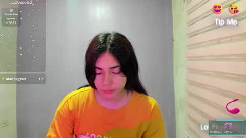 urhottie_nova online show from 02/13/26, 04:03