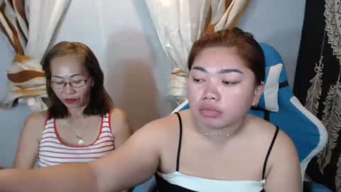 urhotvivian11 online show from 01/22/25, 05:48