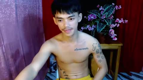 urhunky_boy online show from 06/18/26, 09:19