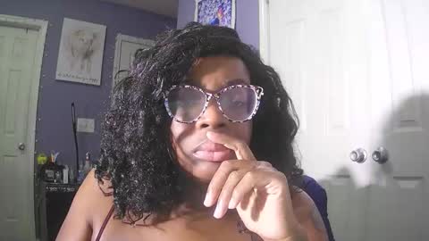 Uri online show from 03/25/26, 03:12