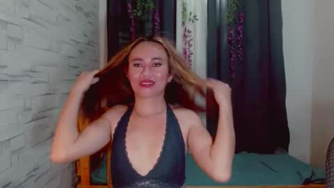 urlovely_che online show from 02/11/26, 02:27