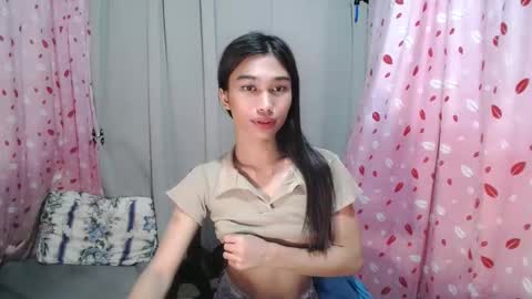 urloverjasmine_xx online show from 04/12/26, 12:21