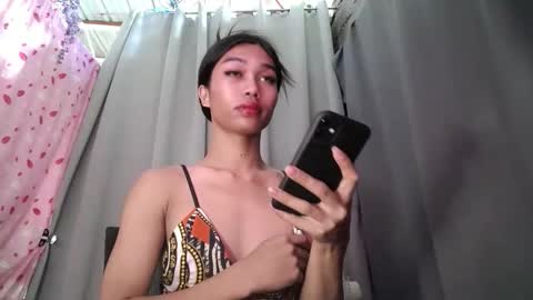 urloverjasmine_xx online show from 05/06/26, 11:54