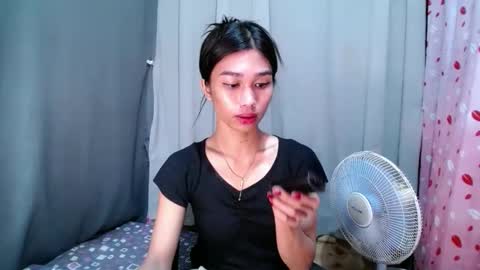 Snapshot of urloverjasmine_xx chatting on 05/15/26, 11:23 urloverjasmine_xx online show from 05/15/26, 11:23