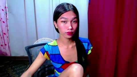 Snapshot of urloverjasmine_xx chatting on 06/29/26, 08:31 urloverjasmine_xx online show from 06/29/26, 08:31