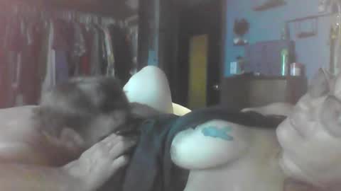 urls2025 online show from 11/05/25, 06:13