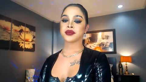 UrMajestyTyra online show from 03/02/25, 06:37