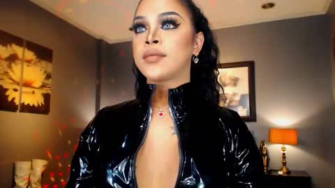 UrMajestyTyra online show from 09/22/25, 12:56