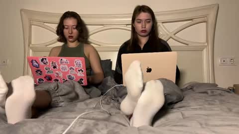 urmissalice online show from 02/11/25, 05:29