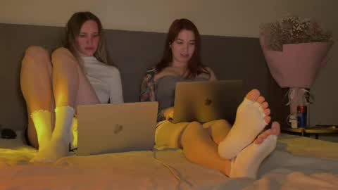 urmissalice online show from 04/18/26, 07:29