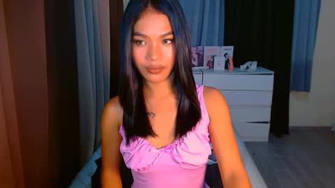 ur fave sanya online show from 03/20/26, 10:53