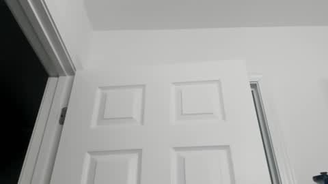 Snapshot of urnewdaddy90 chatting on 12/01/24, 07:03 Big Daddy online show from 12/01/24, 07:03