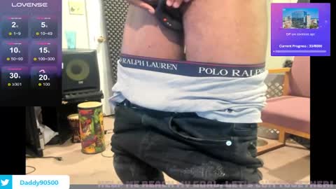 Snapshot of urnewdaddy90 chatting on 12/07/24, 08:00 Big Daddy online show from 12/07/24, 08:00