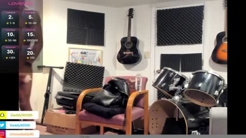 Snapshot of urnewdaddy90 chatting on 01/06/25, 11:07 Big Daddy online show from 01/06/25, 11:07