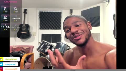 Snapshot of urnewdaddy90 chatting on 01/07/25, 12:20 Big Daddy online show from 01/07/25, 12:20