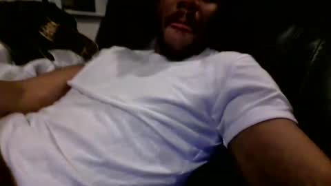 Snapshot of urnewdaddy90 chatting on 02/04/25, 08:13 Big Daddy online show from 02/04/25, 08:13