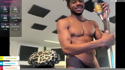 Snapshot of urnewdaddy90 chatting on 02/06/25, 11:26 Big Daddy online show from 02/06/25, 11:26