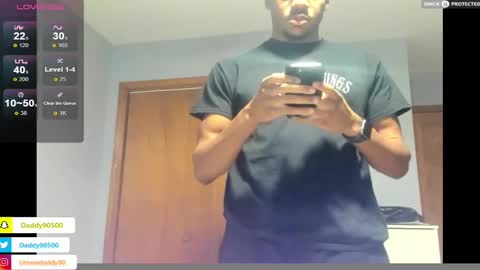 Snapshot of urnewdaddy90 chatting on 02/11/25, 02:57 Big Daddy online show from 02/11/25, 02:57