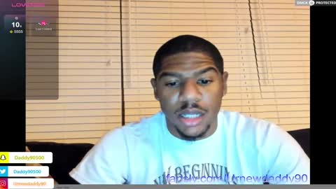 Snapshot of urnewdaddy90 chatting on 02/20/25, 05:33 Big Daddy online show from 02/20/25, 05:33