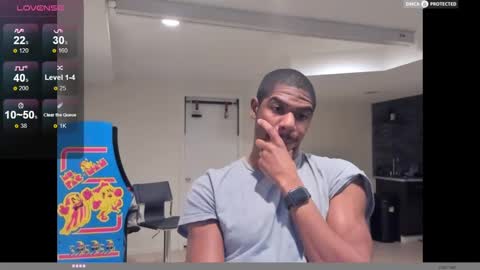 Snapshot of urnewdaddy90 chatting on 02/22/25, 08:29 Big Daddy online show from 02/22/25, 08:29