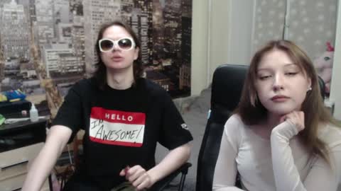 Snapshot of uroxygen chatting on 04/03/26, 05:11 Mary online show from 04/03/26, 05:11