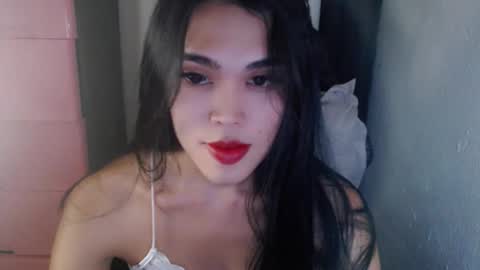 Snapshot of urpinayjenfuckerxxx chatting on 01/20/25, 11:13 Jenny online show from 01/20/25, 11:13