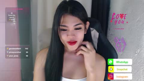 Snapshot of urpinayjenfuckerxxx chatting on 01/27/25, 08:28 Jenny online show from 01/27/25, 08:28