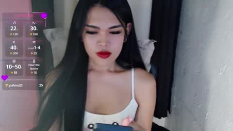 Snapshot of urpinayjenfuckerxxx chatting on 01/31/25, 10:42 Jenny online show from 01/31/25, 10:42