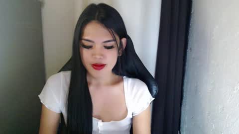 Snapshot of urpinayjenfuckerxxx chatting on 02/09/25, 03:11 Jenny online show from 02/09/25, 03:11