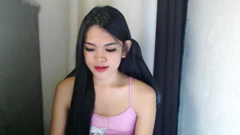 Snapshot of urpinayjenfuckerxxx chatting on 02/10/25, 09:15 Jenny online show from 02/10/25, 09:15