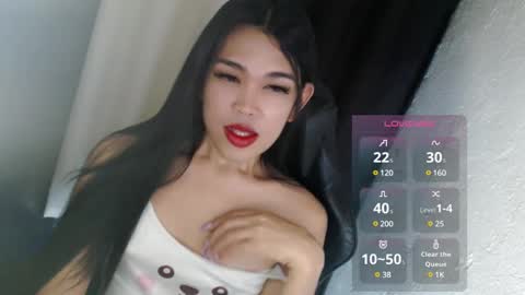 Snapshot of urpinayjenfuckerxxx chatting on 02/22/25, 06:30 Jenny online show from 02/22/25, 06:30