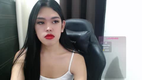 Snapshot of urpinayjenfuckerxxx chatting on 02/27/25, 09:47 Jenny online show from 02/27/25, 09:47
