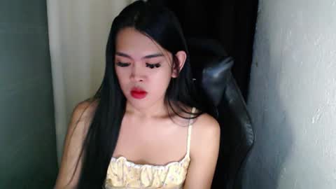 Snapshot of urpinayjenfuckerxxx chatting on 03/07/25, 02:34 Jenny online show from 03/07/25, 02:34