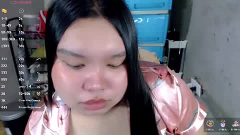 Snapshot of urpinayslutxxx chatting on 01/21/25, 07:17 Jane online show from 01/21/25, 07:17