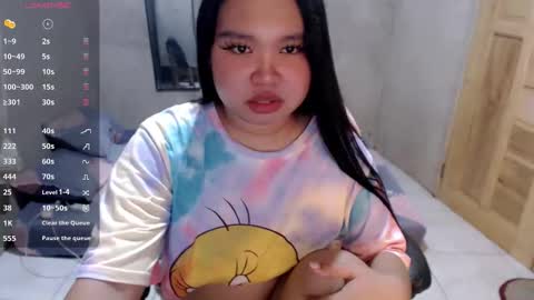 Snapshot of urpinayslutxxx chatting on 10/31/25, 10:00 Jane online show from 10/31/25, 10:00