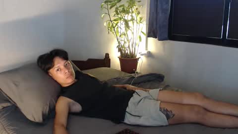 Snapshot of urpinoyasianx chatting on 02/16/26, 03:46 Mel online show from 02/16/26, 03:46