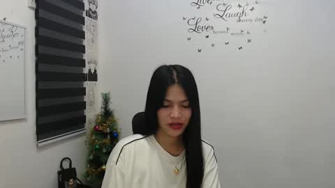 hi im kim online show from 12/19/24, 02:13
