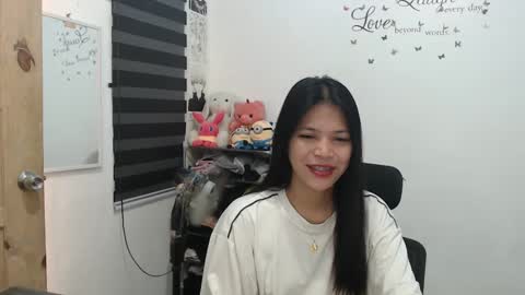 hi im kim online show from 01/07/25, 01:28