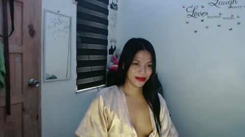 hi im kim online show from 02/18/25, 02:49