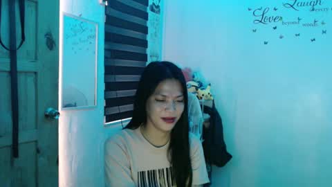 hi im kim online show from 02/20/25, 02:07