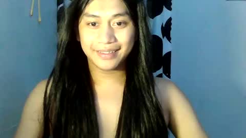 Snapshot of urprettyjannaxxxx chatting on 07/16/26, 03:23 Janna online show from 07/16/26, 03:23