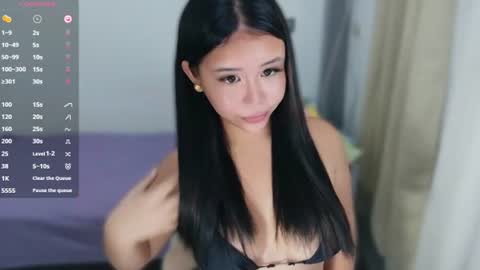 Snapshot of urrbaby_ichika chatting on 06/22/26, 09:17 ALINA online show from 06/22/26, 09:17